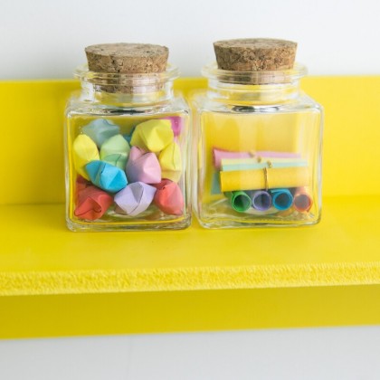 Wholesale 50ml Mini Square Glass Favor Jar With Cork Stopper for Candy and Spice
