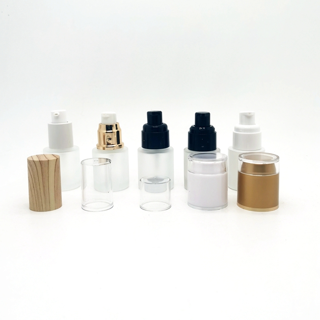 Recyclable Luxury Skincare Packaging Set Empty Lotion Pump Glass Bottle Set Cosmetic Cream Bottle With Plastic Pump