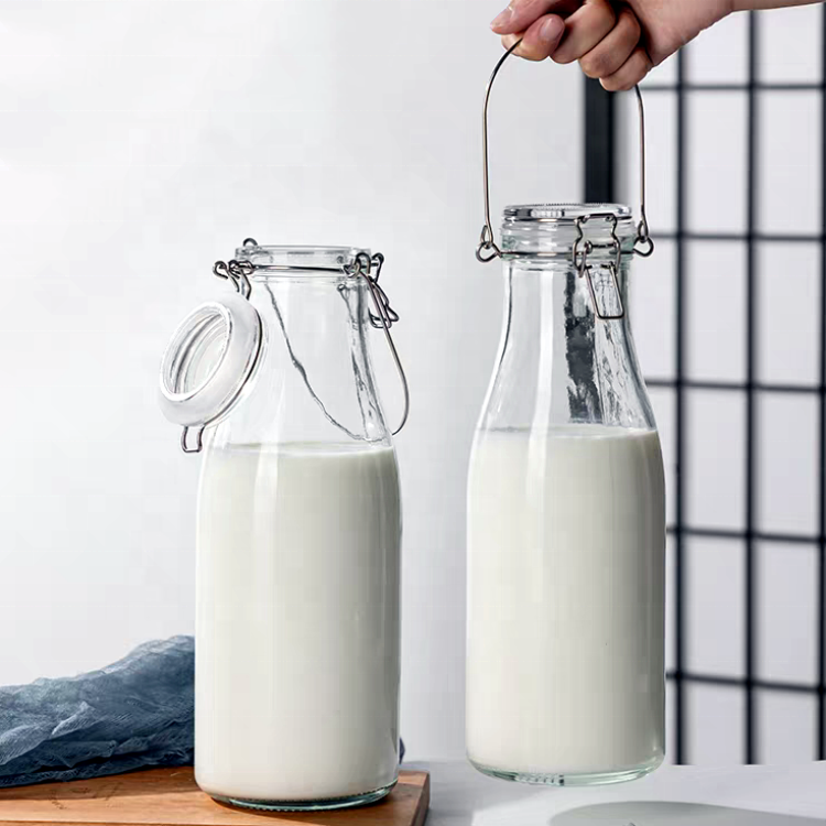 500ml 1000ml 1500ml 2000ml Food Grade Sealed Large Capacity Milk Juice Drink Glass Bottle With Airtight Swing Top