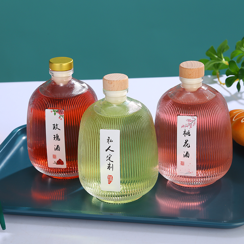Wholesale 250ml 500ml Frosted Clear Glass Storage Bottles Empty Fruit Wine & Liquor Bottles With Cork for Tequila Packaging