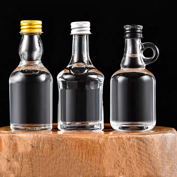 50ml Clear Spirit Bottles Shot Juice Bottle Fancy Light Glass 50ml Liquor Mini Bottle for Sale