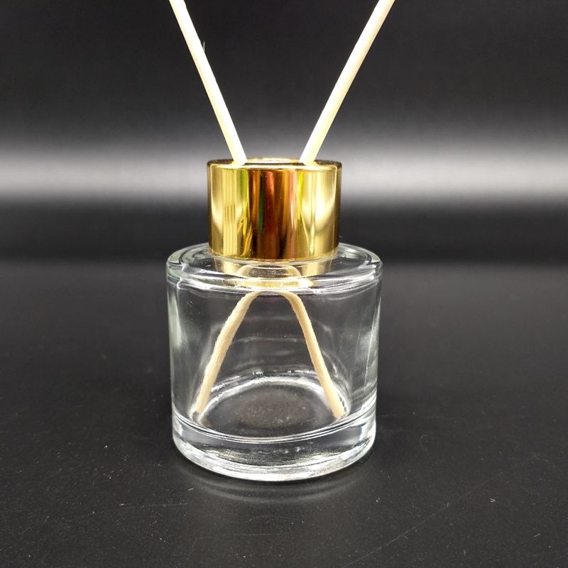 Wholesale 150ml 200ml Luxury Aroma Glass Reed Diffuser Bottle Customizable With Luxury Hot Stamping Screw Cap Sealing in Stock