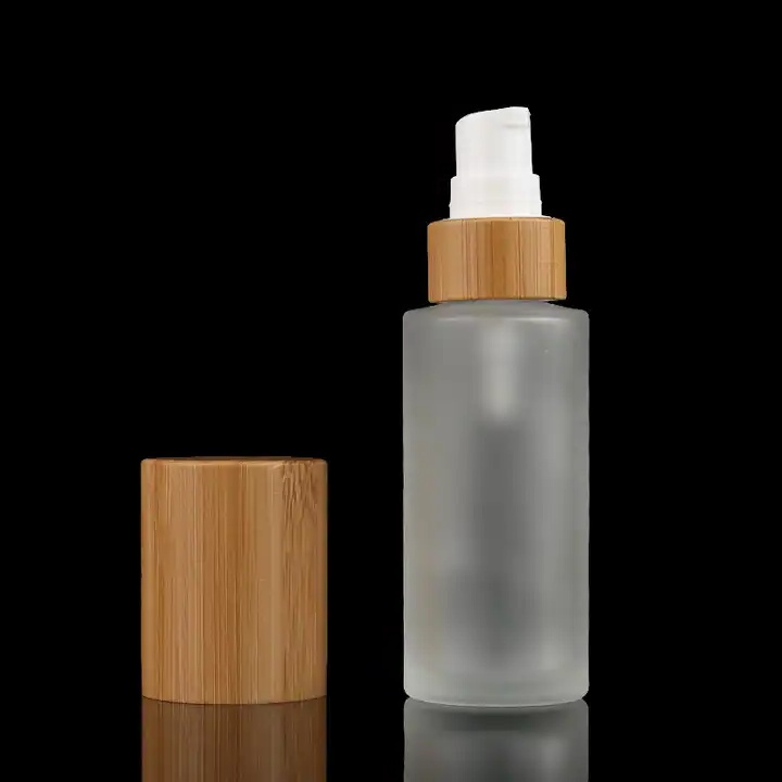 Luxury Cosmetics Packaging Glass Bottle Bamboo Lid Cream Pump Spray Bottle Set Skincare Face Cream Lotion Bottle