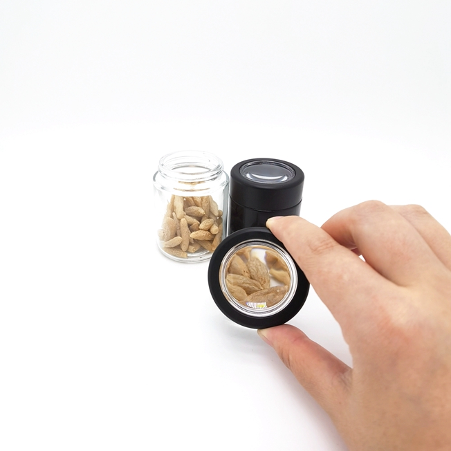 Recyclable 2oz 3oz 4oz Child Resistant Glass Container clear Magnifying Smell Proof Glass Jar With Magnifying Lid