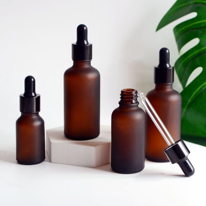 Frosted Amber Essential Oil Bottle 5ml 10ml 15ml 30ml 50ml 100ml Frosted Brown Glass Bottle Plastic Dropper for Body Oil