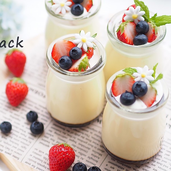 Replacement 200ml Yogurt Glass Jars PE Plastic Cap Yogurt Maker Custom Logo Hot Stamping Surface 100ml 150ml Options Available