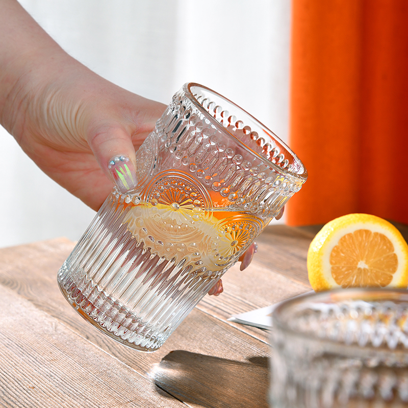 Nordic Style Vintage Glass Beer and Wine Cup High Quality Lead-Free With Golden Rim Sunflower Design Custom Logo for Packaging