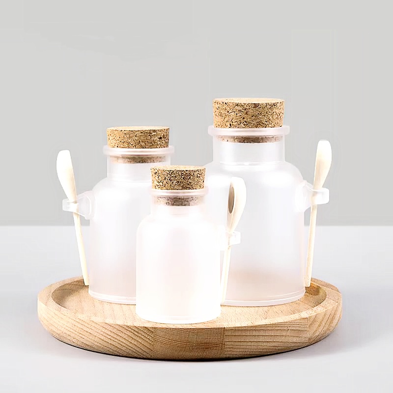 Hot Sale High Quality 100ML 200ml 300ML Frosted Clear B-ath Salt Bottle Cosmetic Skin Care Packaging Jar  With Wooden Spoon