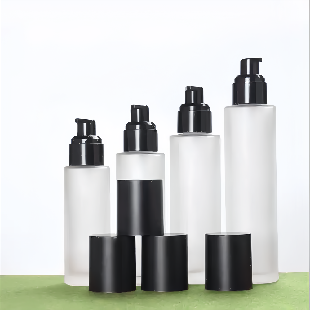 Unique Luxury Cream Foundation Lotion Pump Bottle Elegant Simplistic Thick Frosted White 20ml 30ml 50ml 120ml Elegant Simplistic