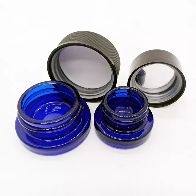 Hot Sale Mini Childproof Plastic Cap Square Glass Concentrate Storage Jar With Cr Lid 3g 5g 9g Glass Bottle Child Resistant Lid