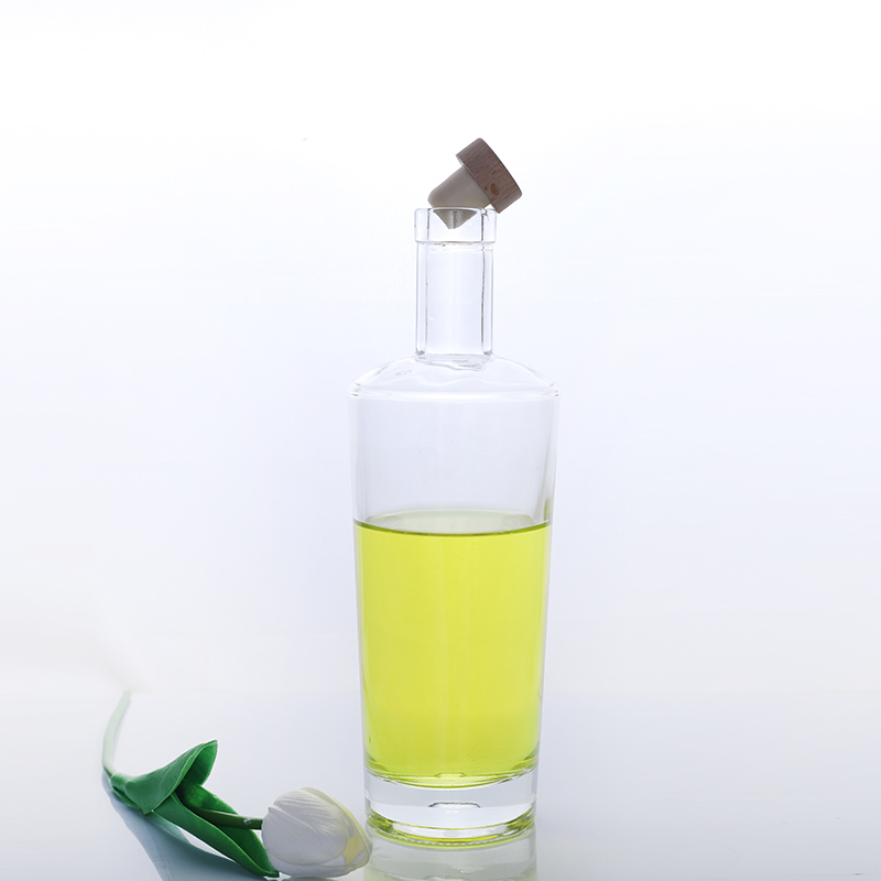 Recyclable Empty Custom Clear Empty Glass Alcohol Vodka Bottle 750 ML Liquor Bottles Brandy Whiskey Glass Bottles for Gin