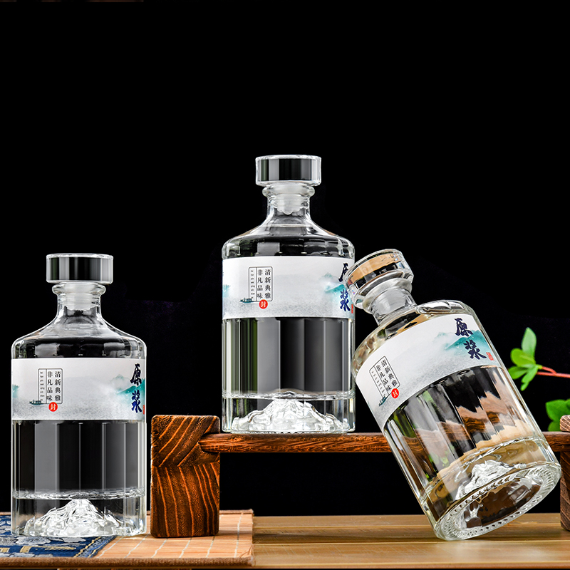 Customized Factory Price Flat Brandy Whisky Gin Tequila Glass Bottle 750ml Oval Shape Flask Glass Spirits Bottle
