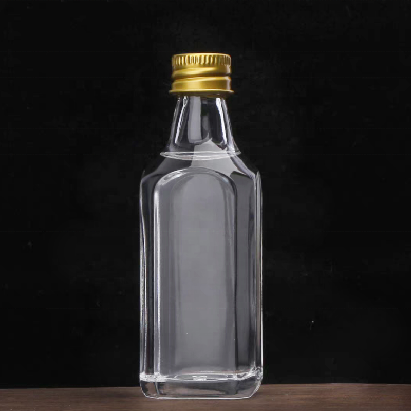 Wholesale Rectangle Glass Whiskey Bottle 50ml Empty Liquor Vodka Bottle Mini Clear Glass Wine Bottles With Screw Caps