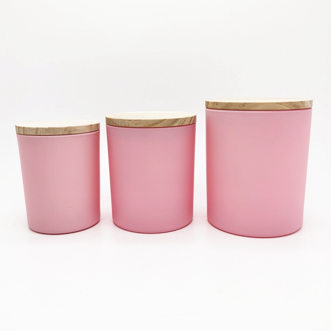 Wholesale Recyclable Multi-Color Frosted Luxury Glass Candle Holders Empty Glass Candle Jars With Lid