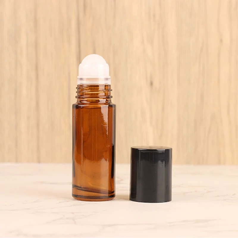 Custom Color 50ml 100ml  Essential Oil Bottle Clear 10ml Perfume Oil Roll on Glass Bottle With Roller Ball