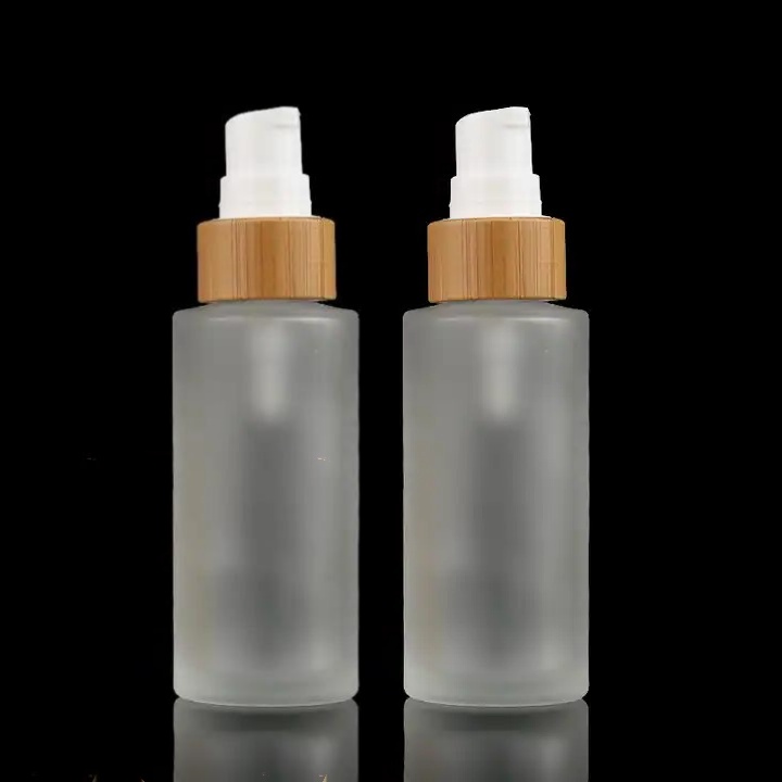 Luxury Cosmetics Packaging Glass Bottle Bamboo Lid Cream Pump Spray Bottle Set Skincare Face Cream Lotion Bottle