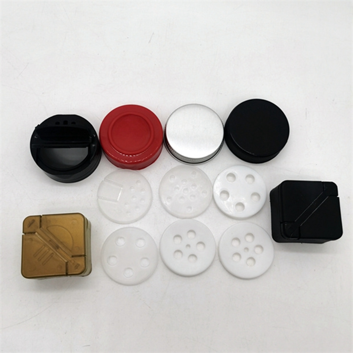 12 Pack  square Glass Spice Jars Set, 4 oz 120 ml Spice Jars With  Plastic Pout Top and Metal Cap Lids