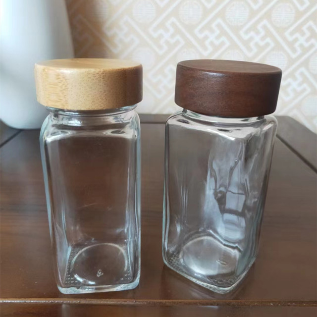 2 oz 4 oz 6 oz 8 oz Empty Square Glass Spice Jars Bottles Containers Unique Glass Spice Jar With Cap for Salt