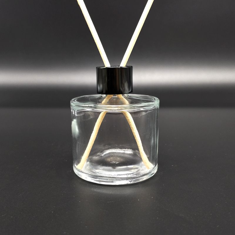 Perfume Bottle Luxury Round Diffuser Bottle 50ml 100ml 200ml Clear square Reed Glass Diffuser Bottles