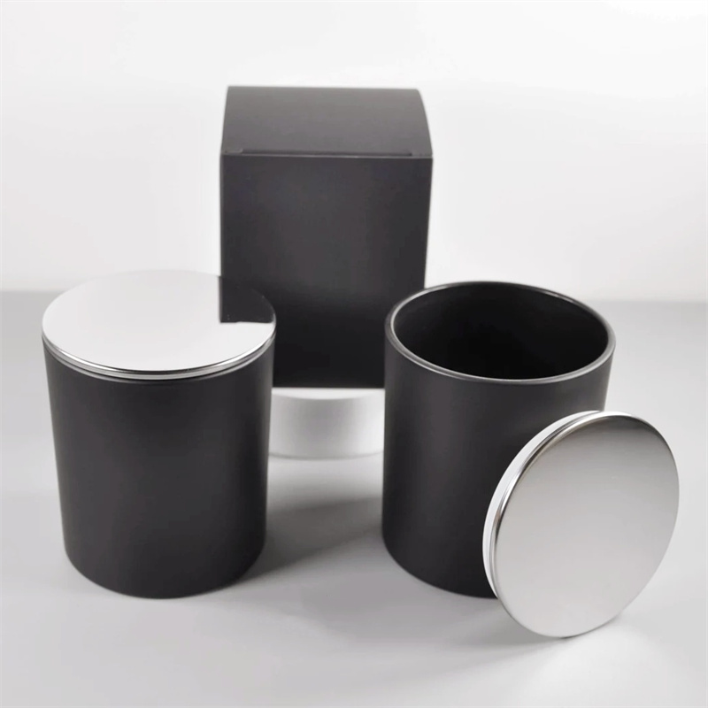 Customized Logo  Luxury Matte Black Empty Glass Candle Containers Candle Jars With Metal Lid for Candle Making