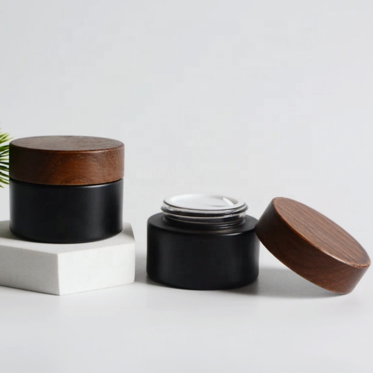 Factory Direct Supply 5g 15g 30g 50g 100g Round Frosted Black Glass Container Jar With Real Bamboo Lid for Cosmetic Package