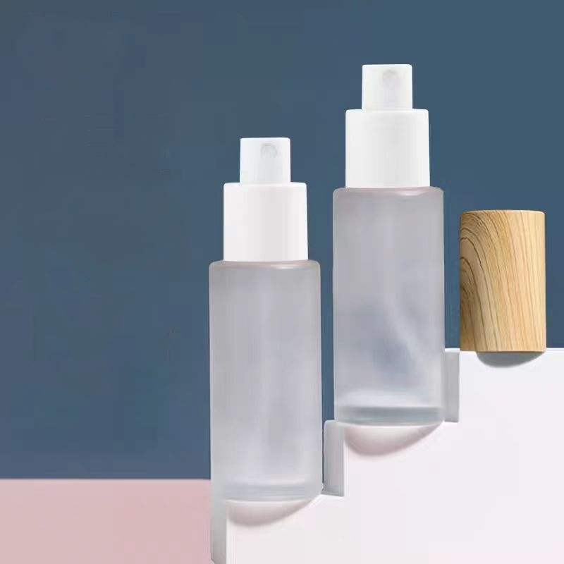 Luxury15ml 20ml 30ml 50m 80ml 100ml Recyclable Frosted Matte Spray Bottles Airless Pump Lotion Bottles Skin Care With Lid