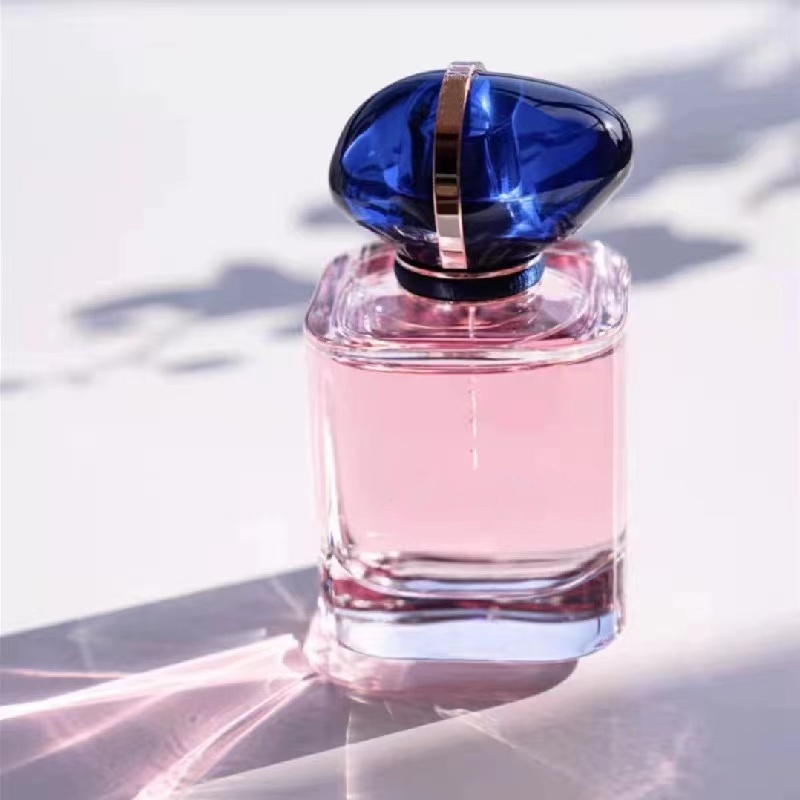 Manufacturer 30ml 50ml 100ml Perfume Bottles Clear Vintage Style Empty Glass Bottles Luxury