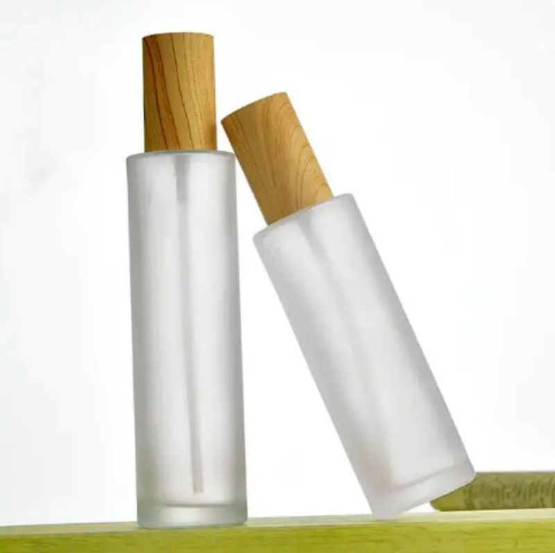 Wholesale 150ml Frosted Glass Cosmetic Packaging Makeup Pump Bottle Facial Toner Lotion Spray Facial 80ml 120ml 30ml