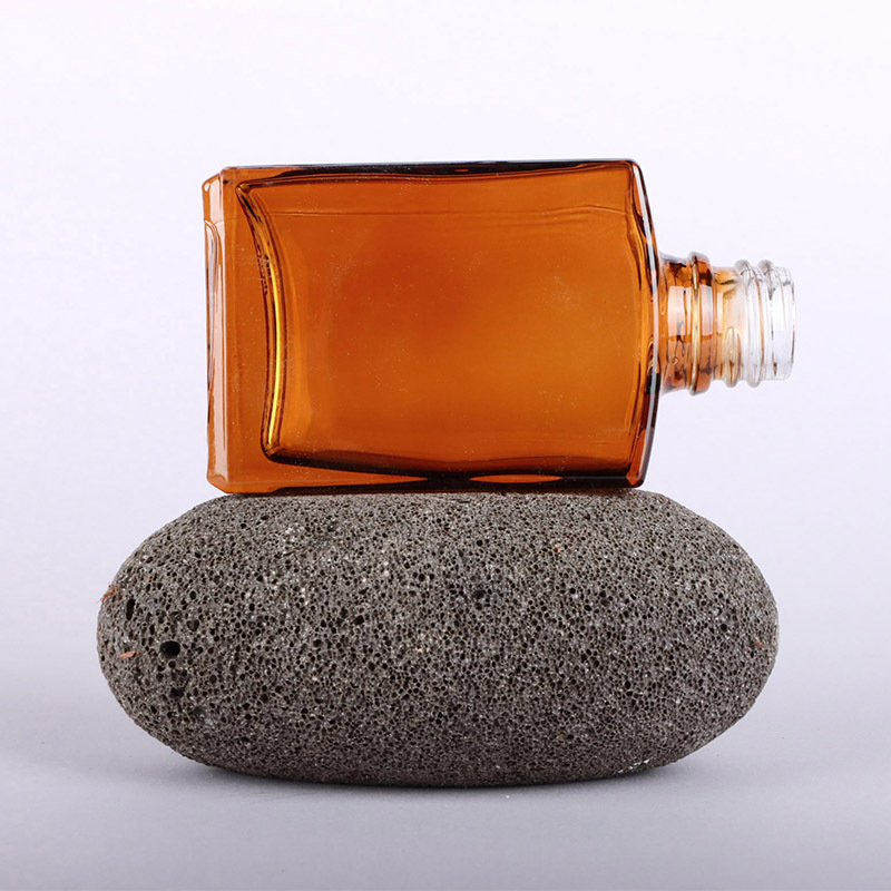 Luxury Essential Oil Square Glass Dropper Bottles for Cosmetic With Dropper